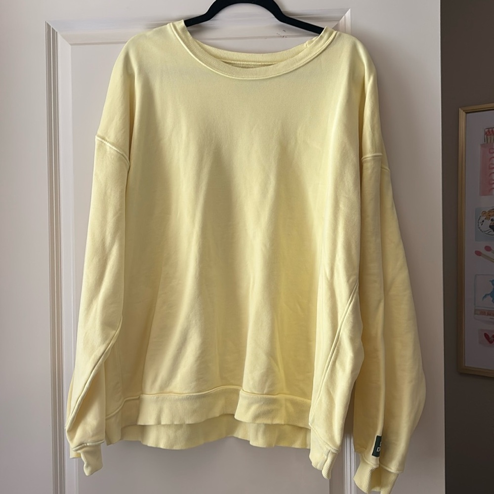 Daily Drills Lemonade Crewneck